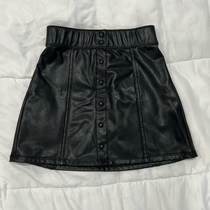 Abercrombie kids faux leather skirt. Size 9/10